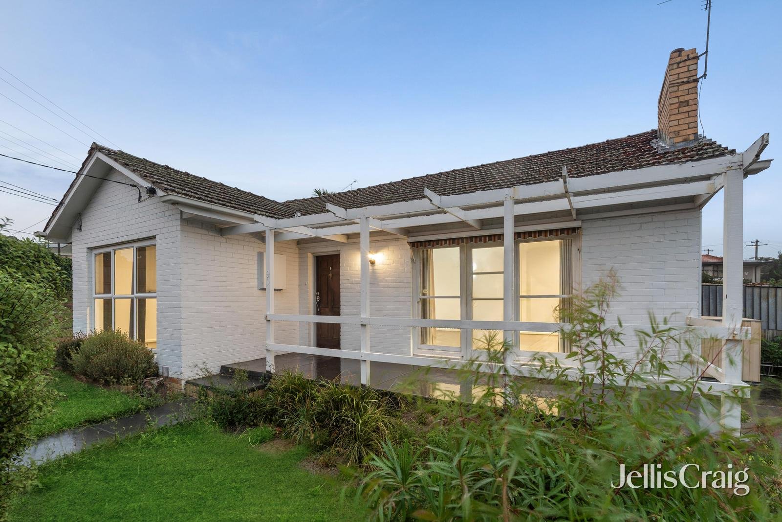 90 Thompsons Road, Bulleen image 1