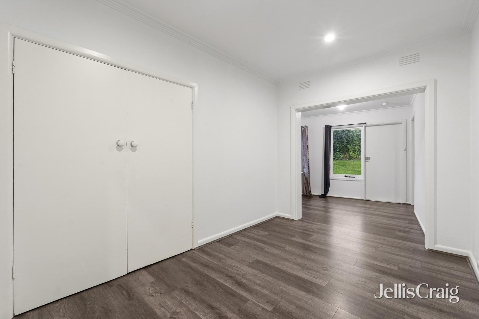 90 Thompsons Road, Bulleen image 3