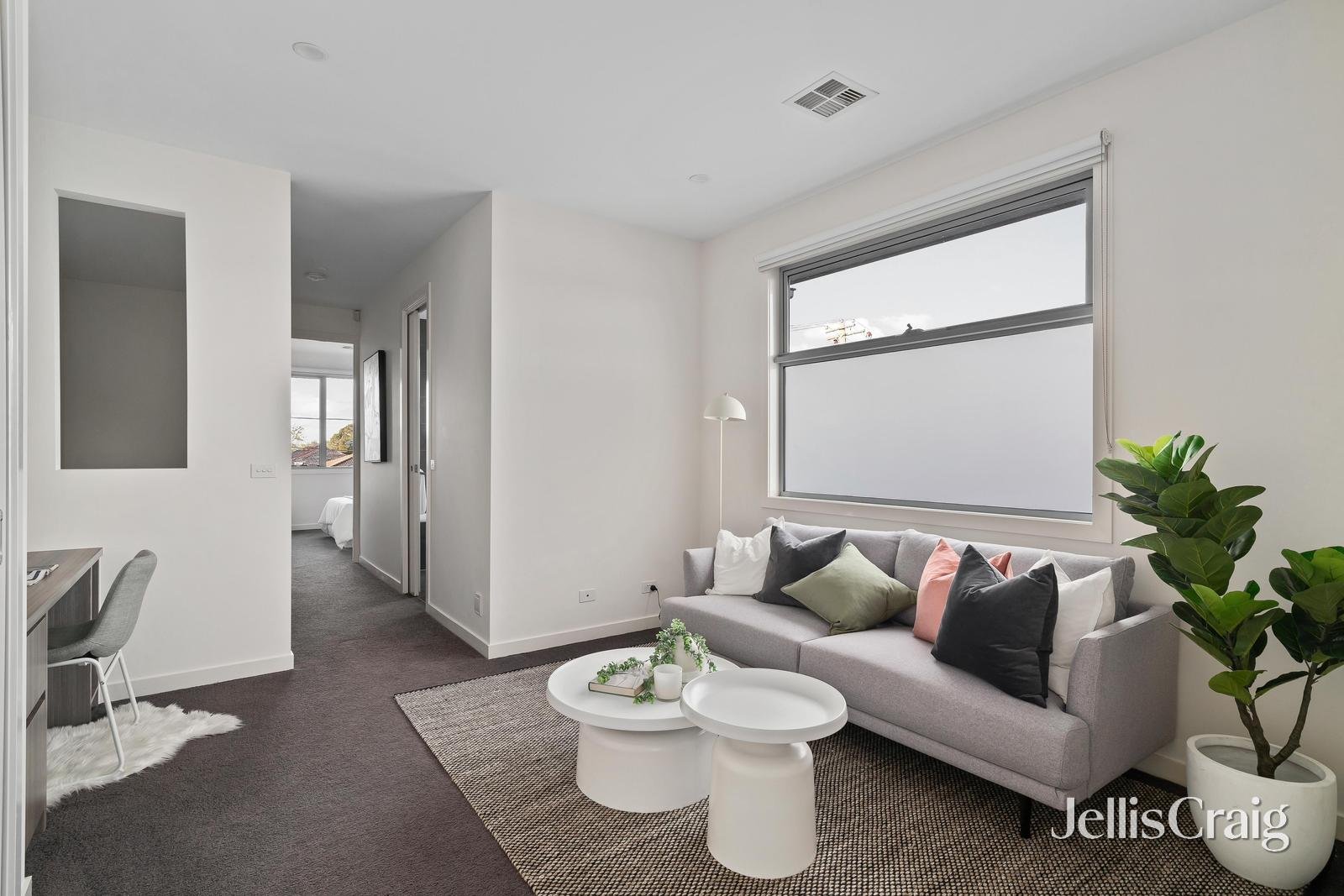 90 Tudor Street, Bentleigh East image 8