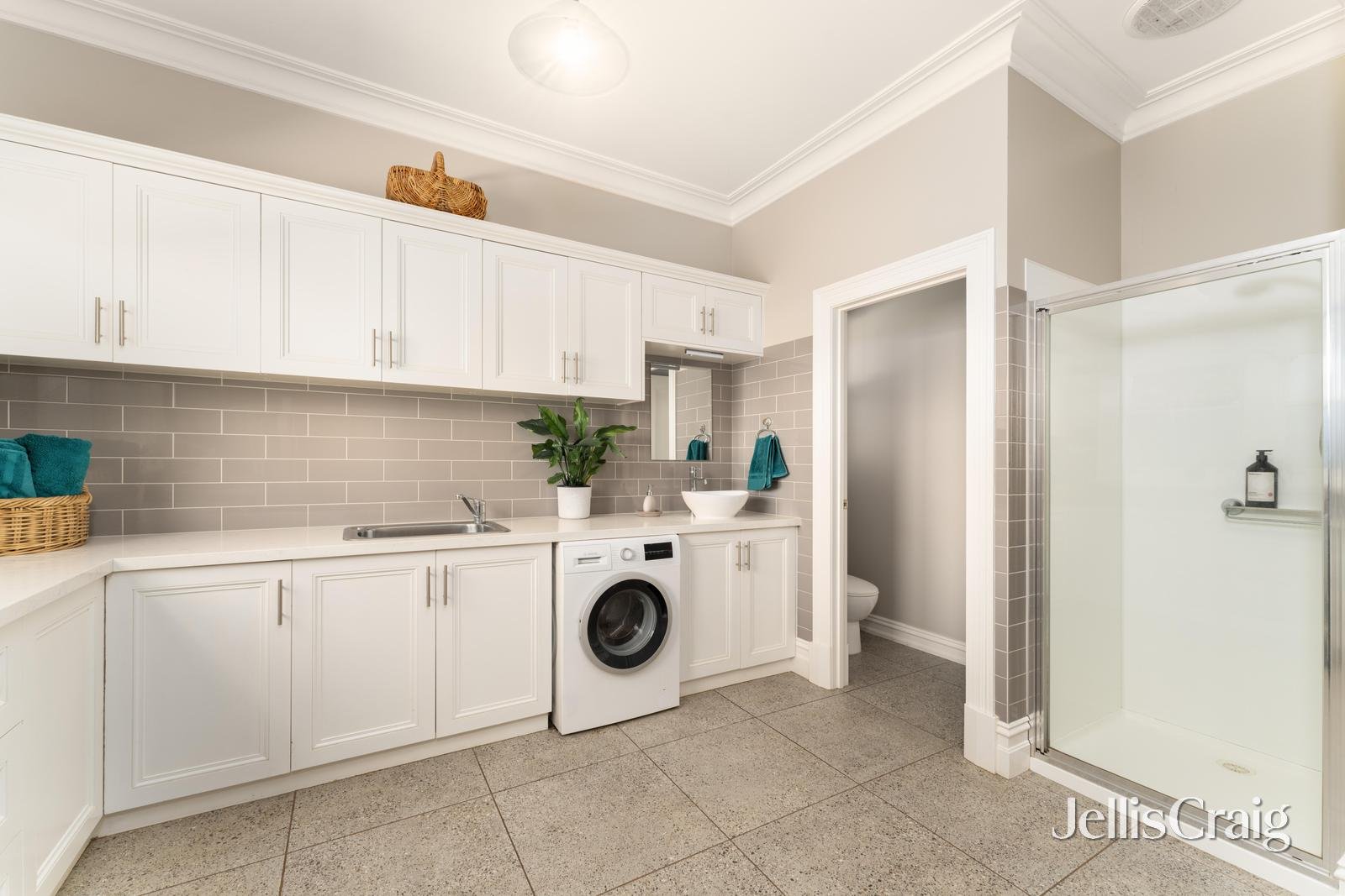 90 Whitehands Road, Weatherboard image 22