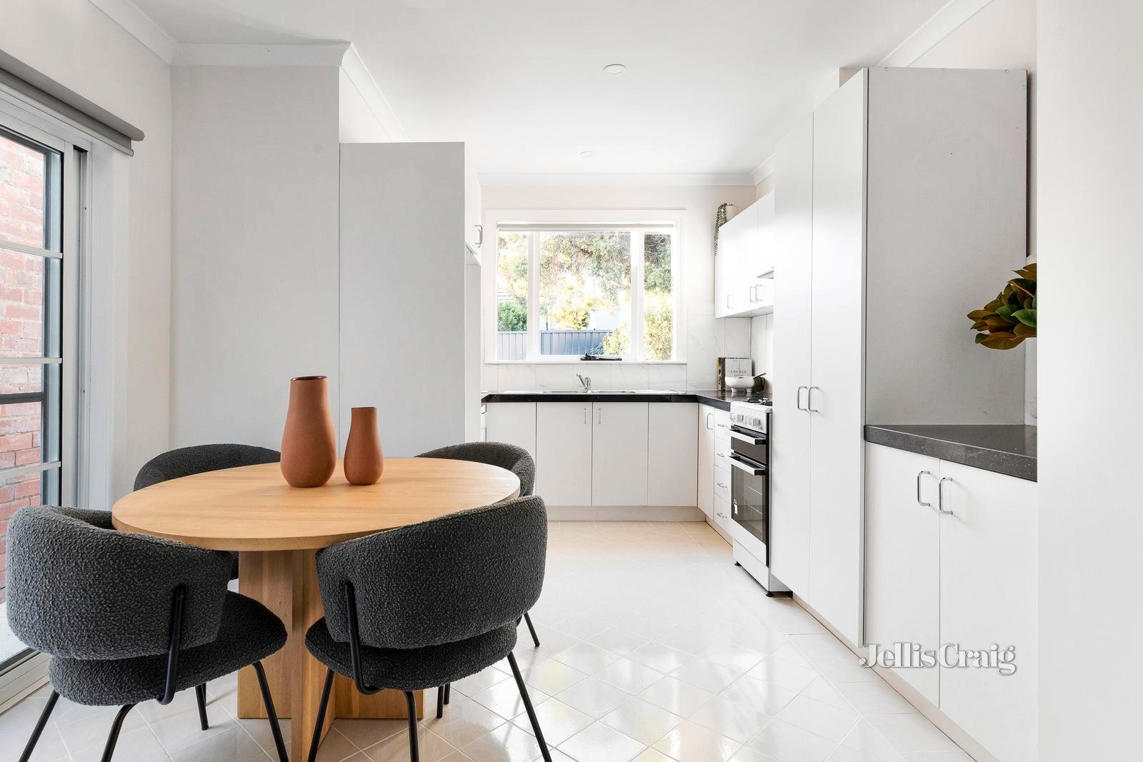 90 Wilson Street, Brunswick image 4