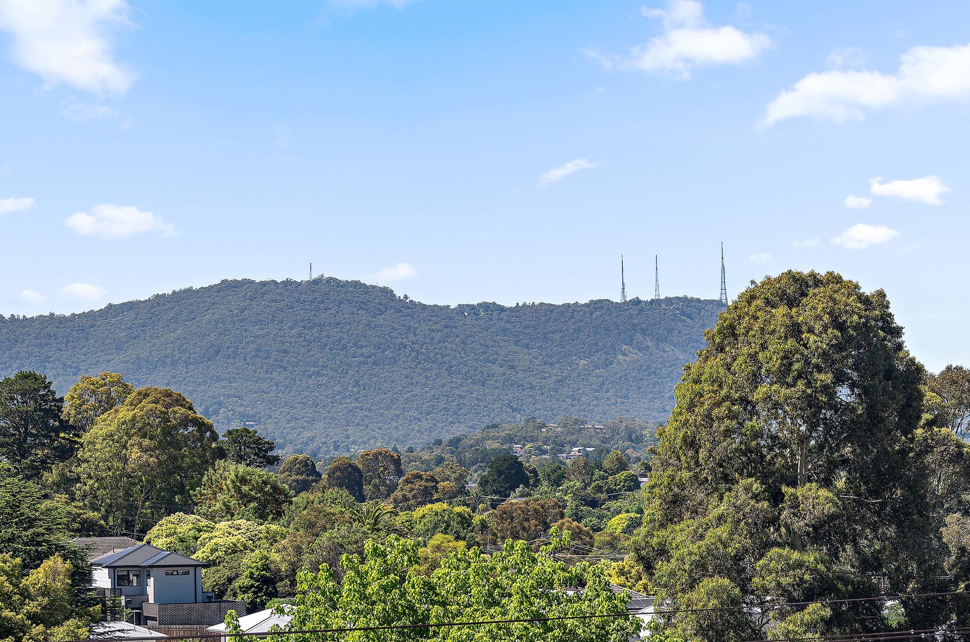 90 Winyard Drive, Mooroolbark image 13