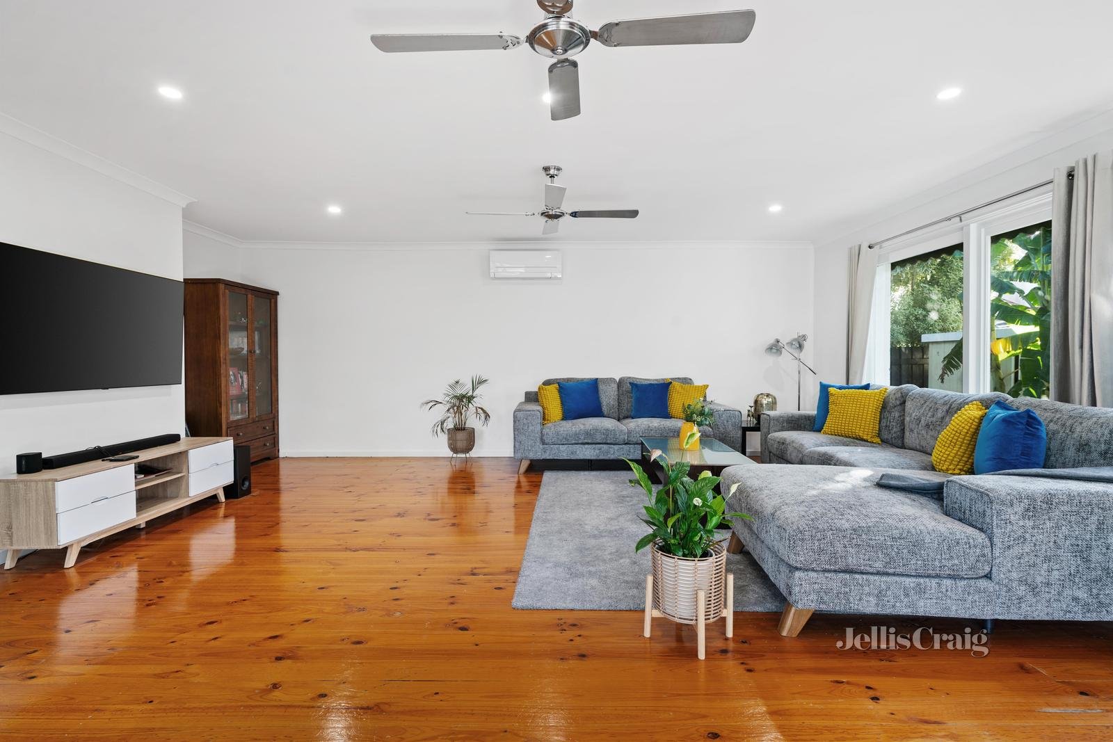 901 Waverley Road, Glen Waverley image 2