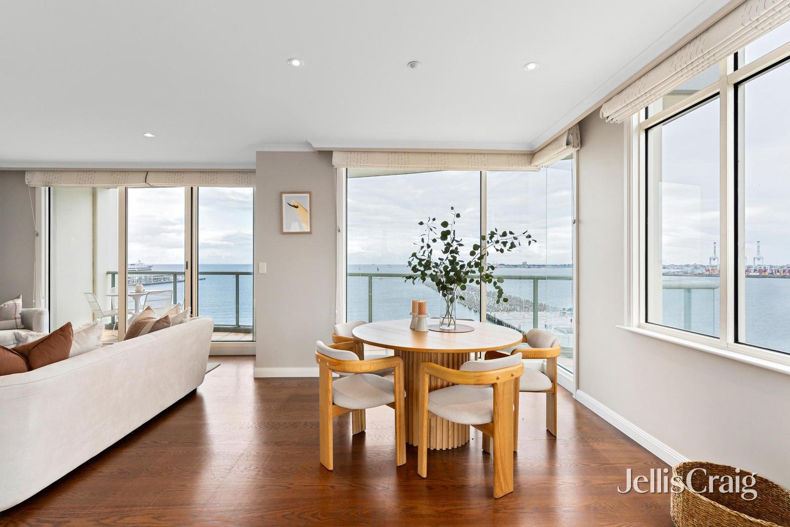 901/127 Beach Street, Port&nbsp;Melbourne image 4