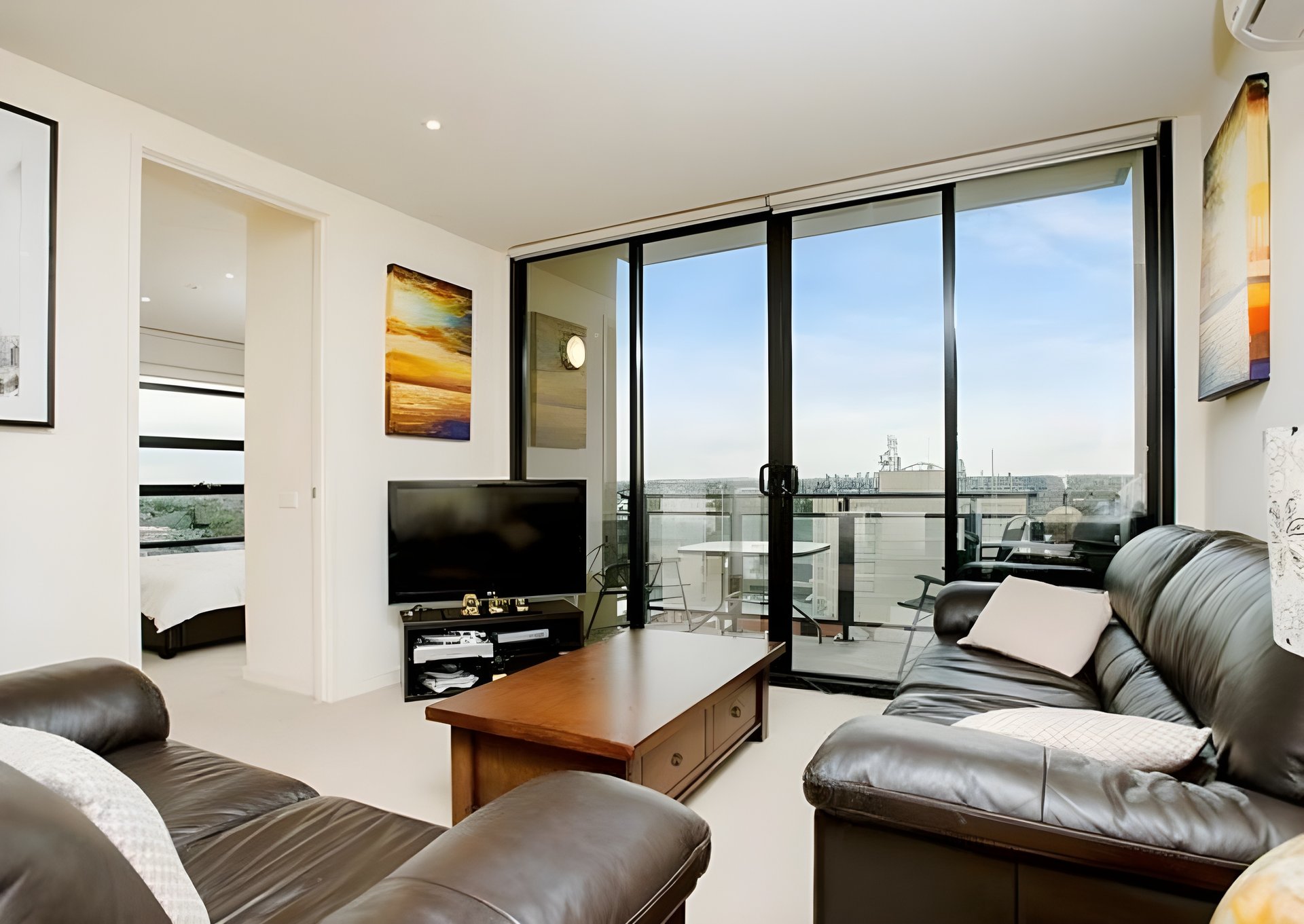 901/341 Ascot Vale Road, Moonee Ponds image 2