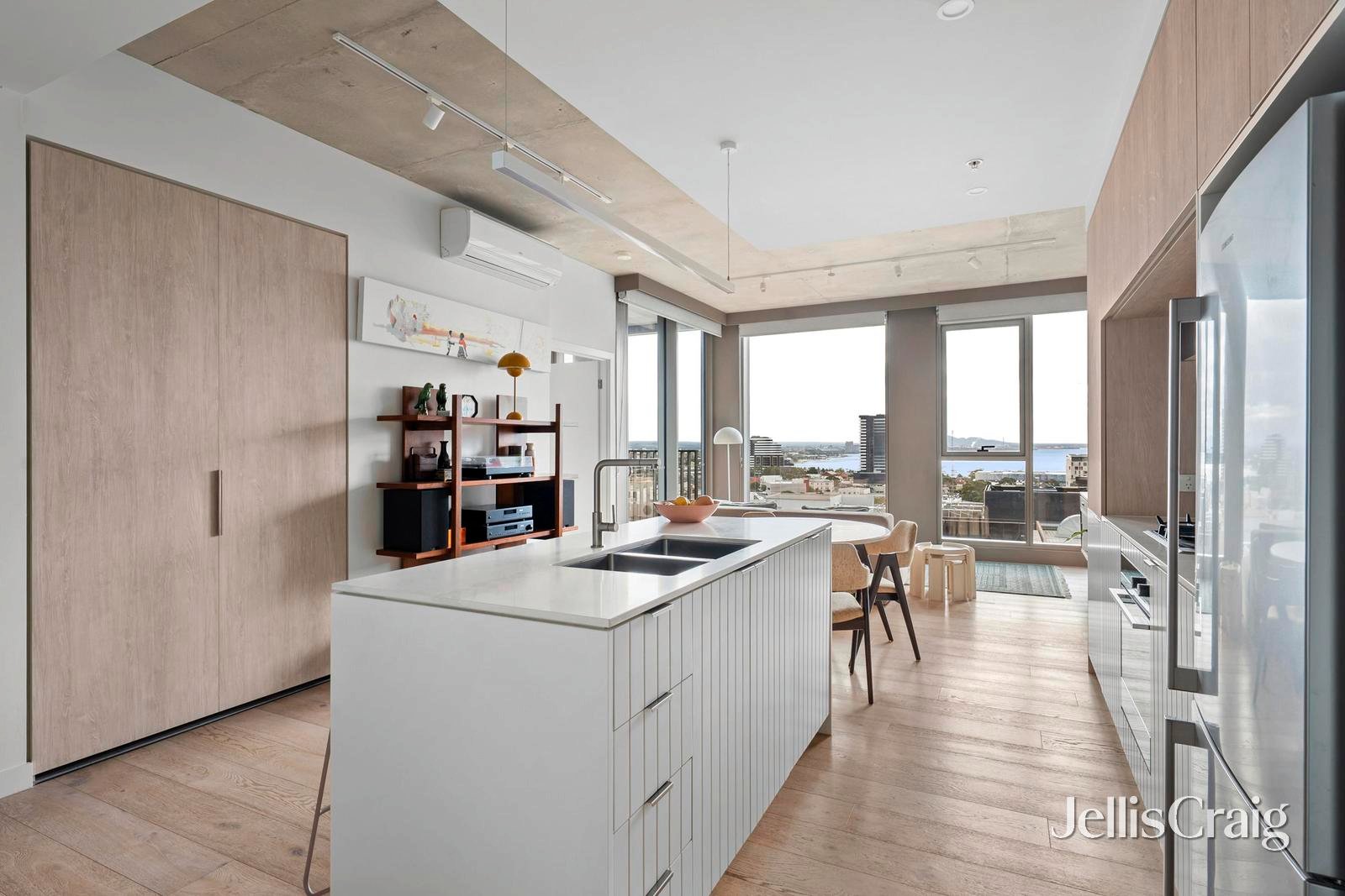 901/44 Ryrie Street, Geelong image 10