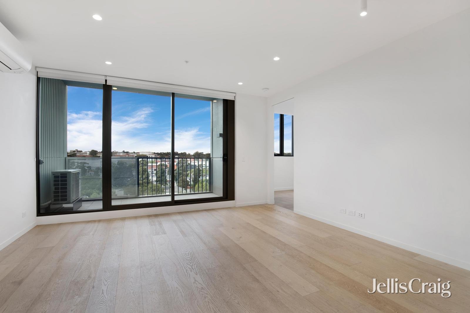 901/51 Galada Avenue, Parkville image 3