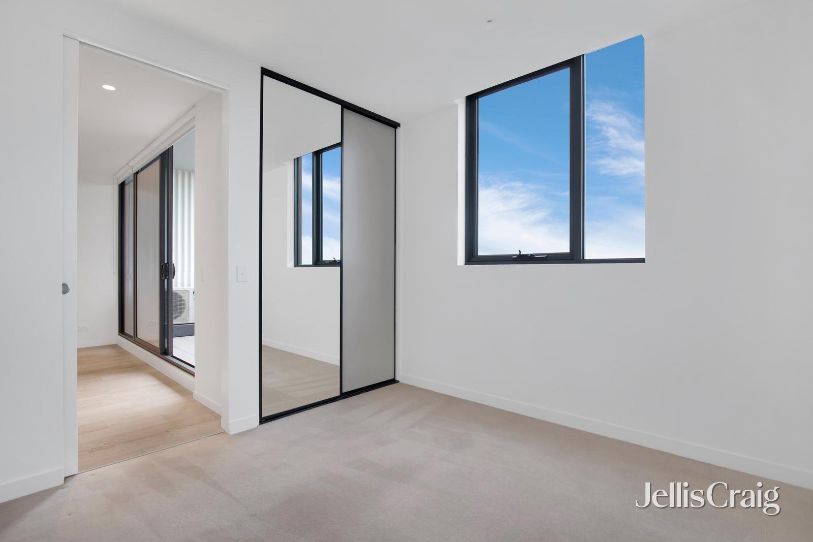 901/51 Galada Avenue, Parkville image 4