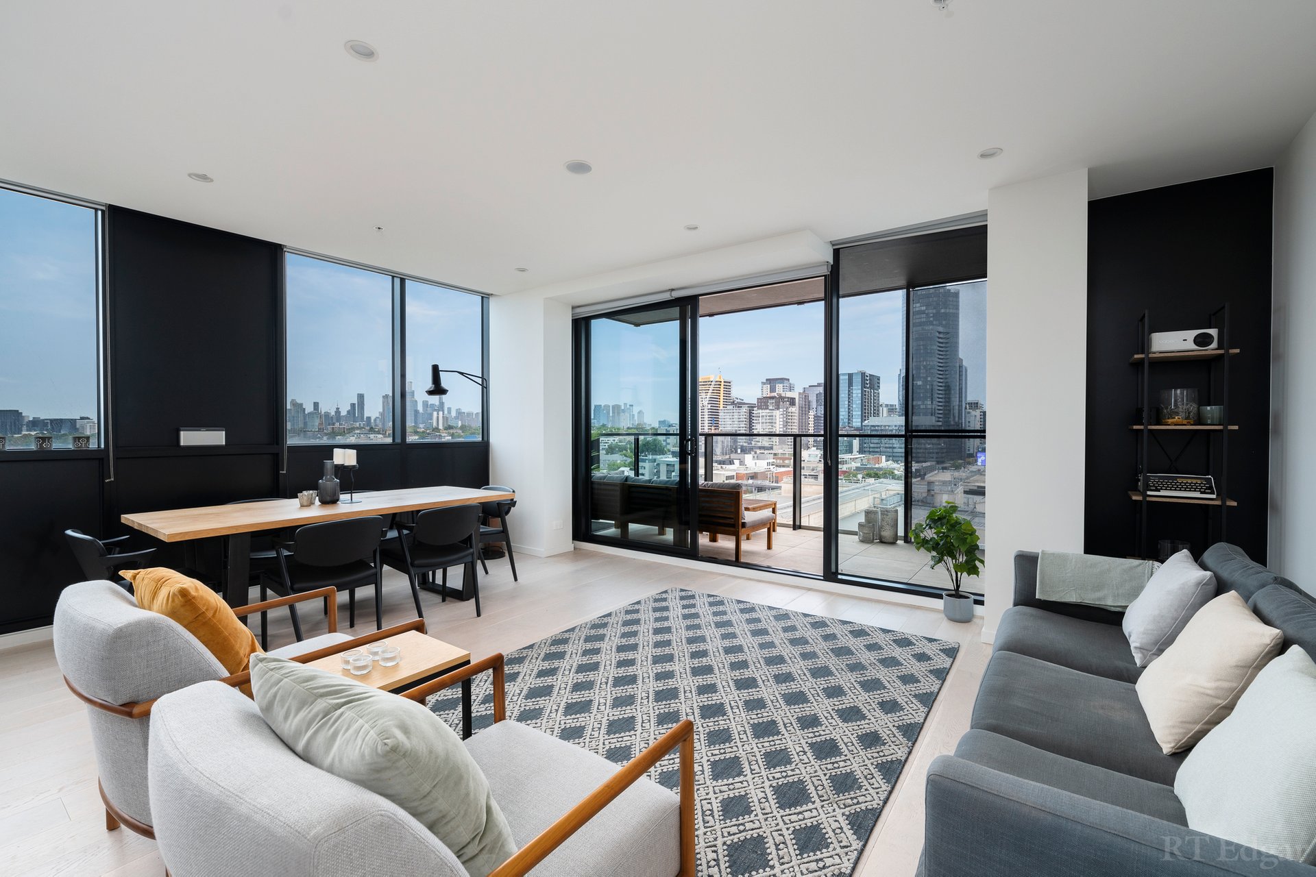 Property Gallery Thumbnail 2