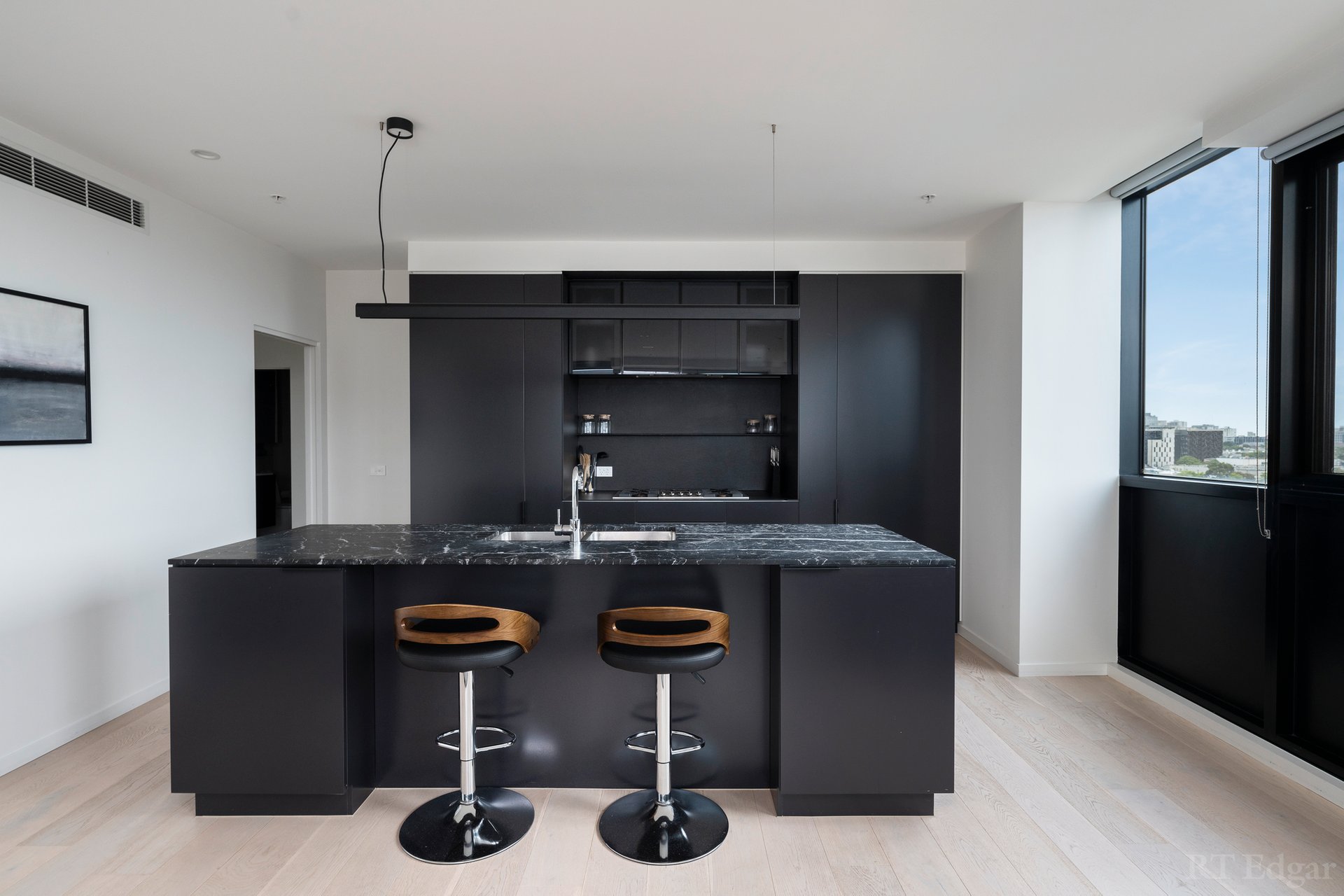Property Gallery Thumbnail 4