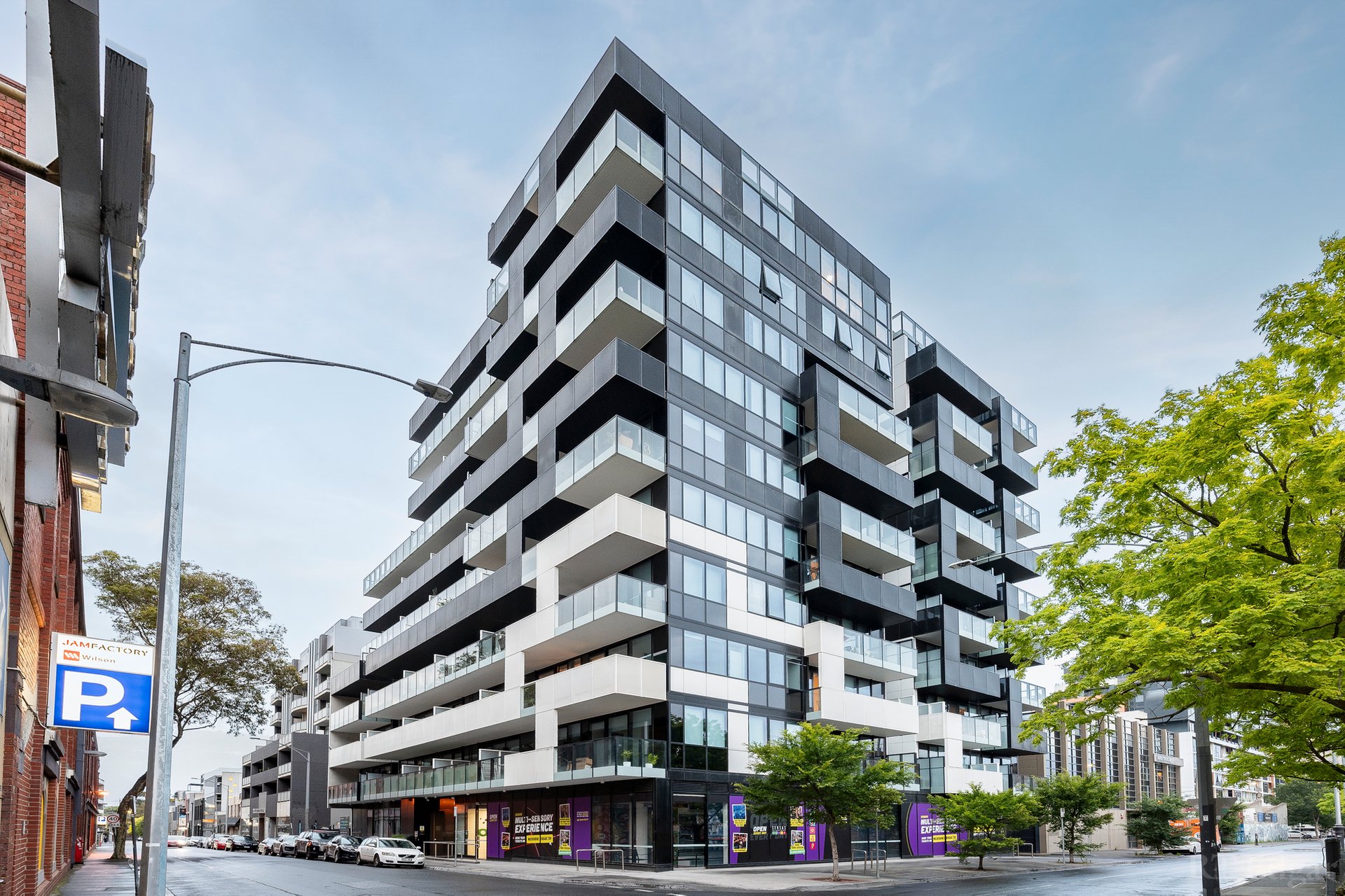 Property Gallery Thumbnail 11