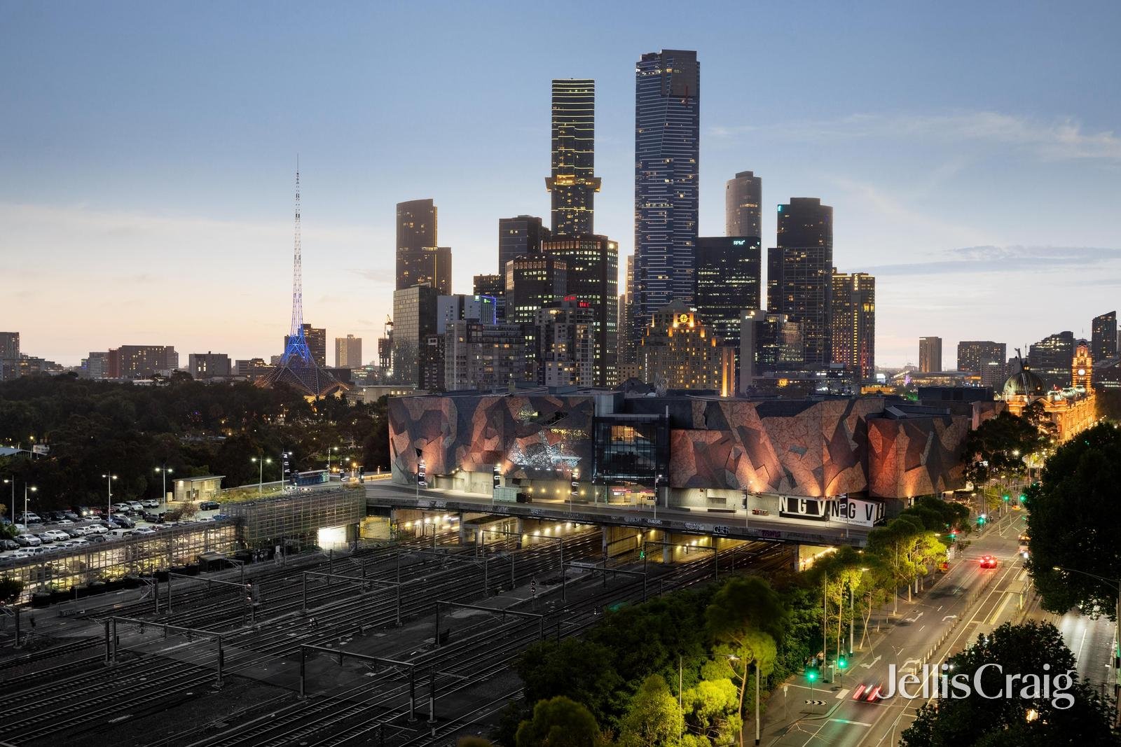 901/82 Flinders Street, Melbourne image 5