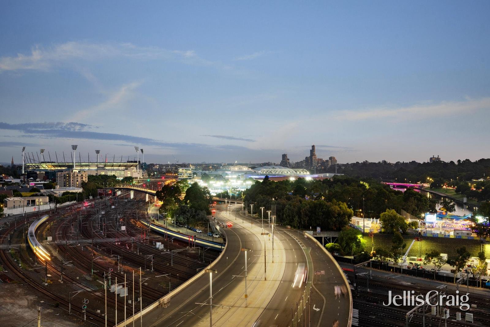 901/82 Flinders Street, Melbourne image 14