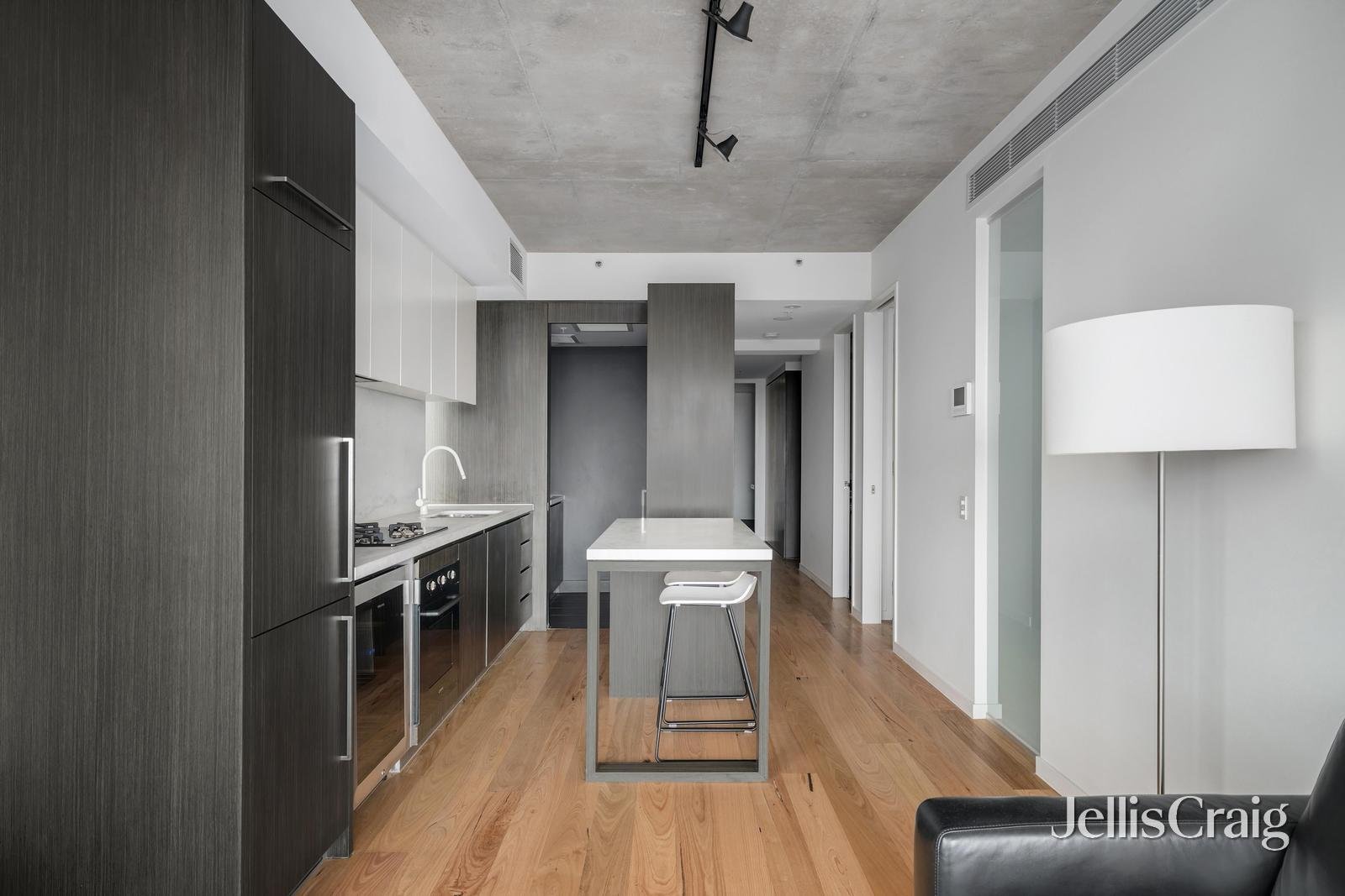 901/82 Flinders Street, Melbourne image 6