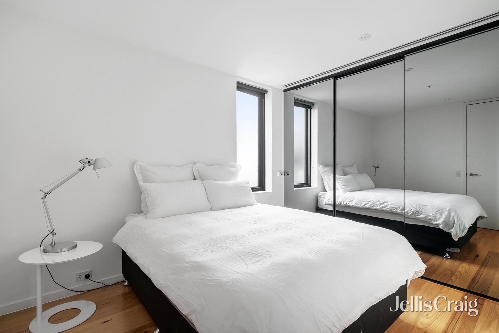 901/82 Flinders Street, Melbourne image 7
