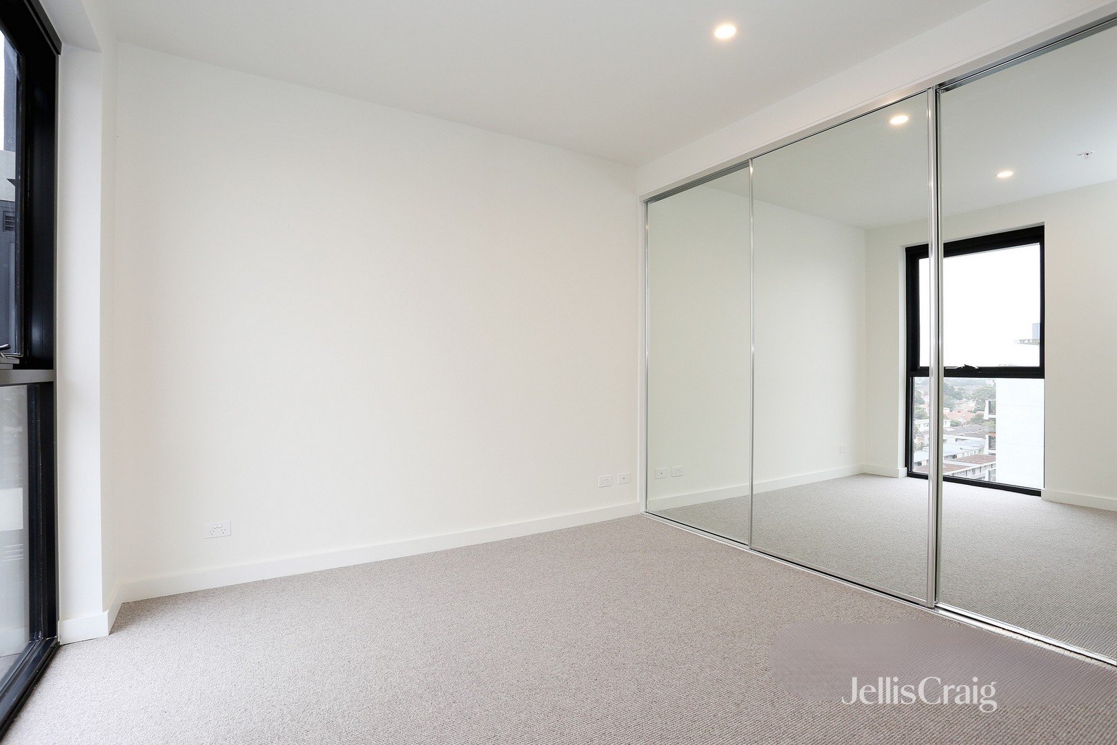 902/304-310 Lygon Street, Brunswick East image 4