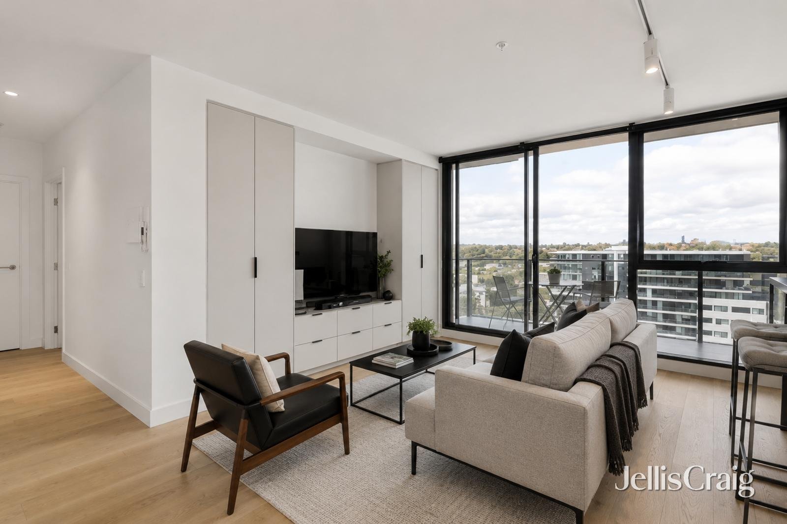 903/8 Montrose Street, Hawthorn&nbsp;East image 2