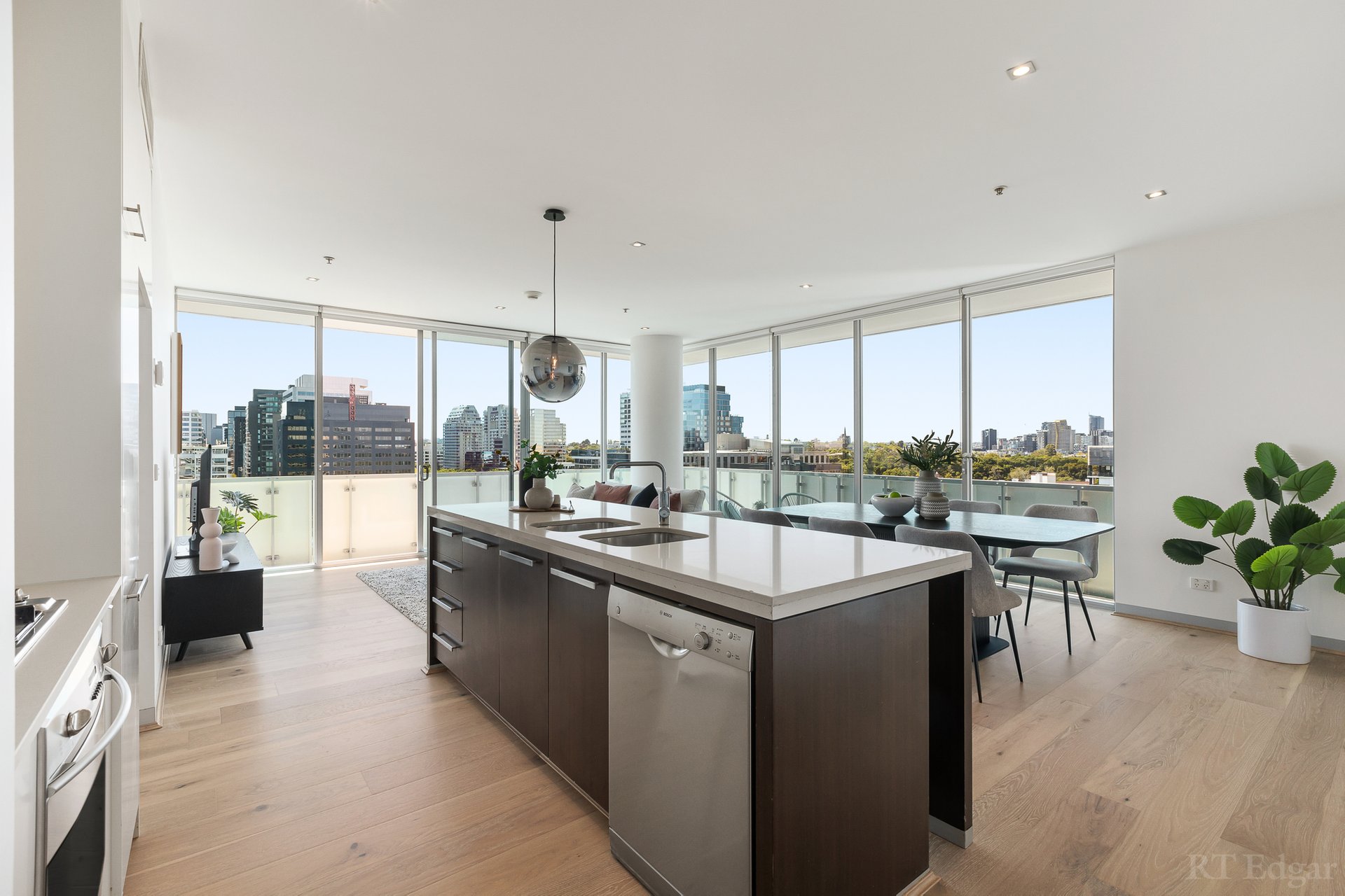 Property Gallery Thumbnail 2