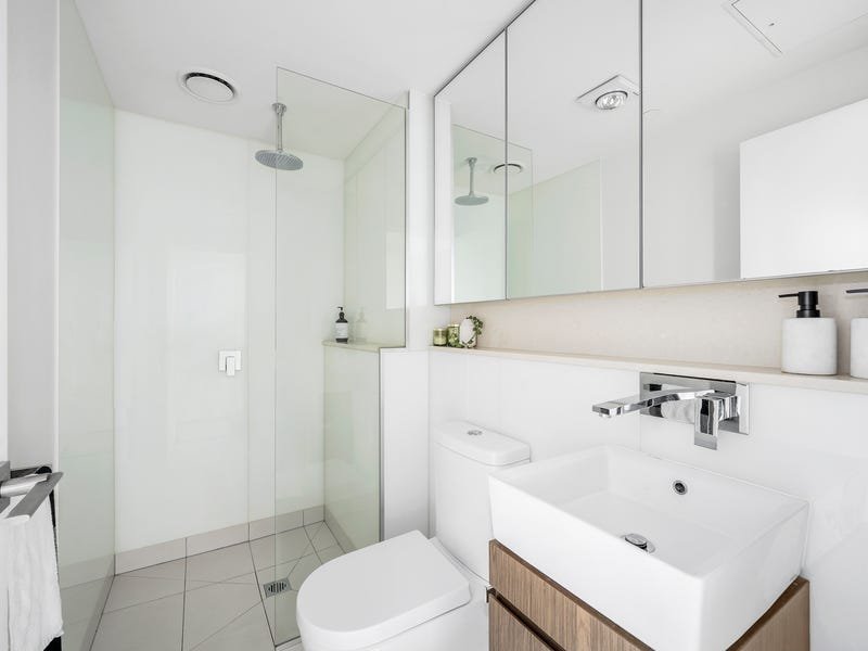 Property Gallery Thumbnail 5