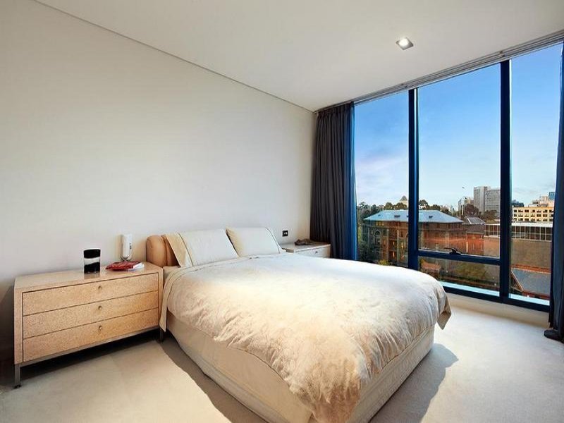 904/250 St Kilda Road, Melbourne image 11