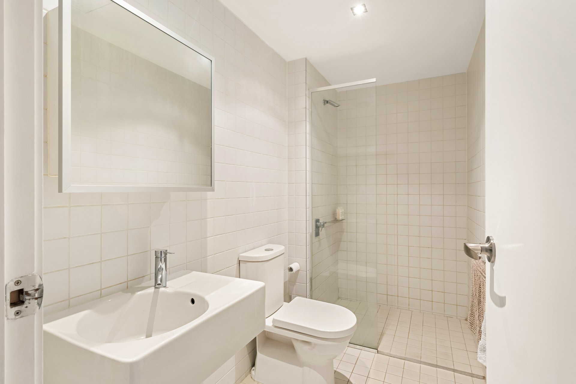 904/377 Burwood Road, Hawthorn image 6