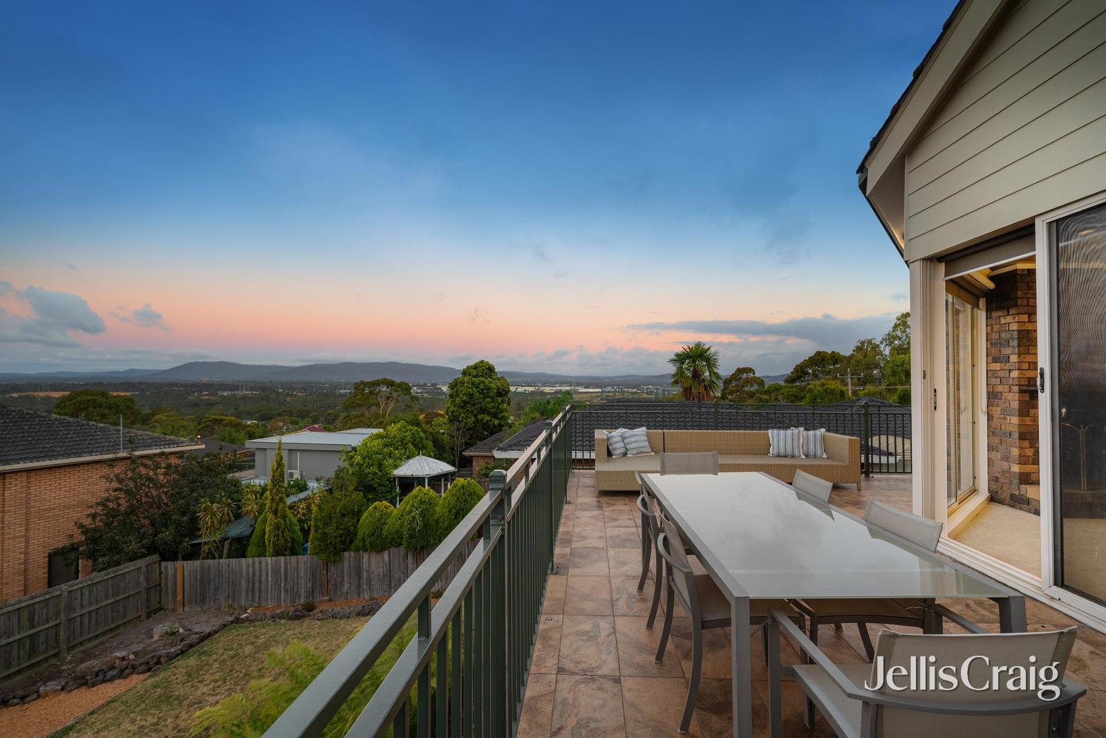 905 Ferntree Gully Road, Wheelers&nbsp;Hill image 11