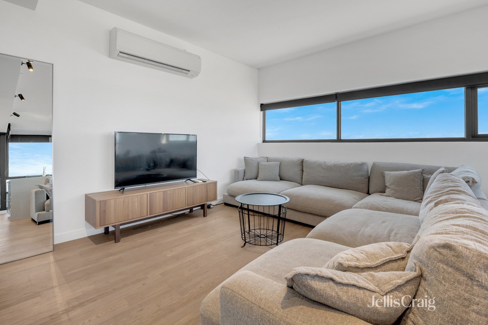 905/288 Albert Street, Brunswick image 2