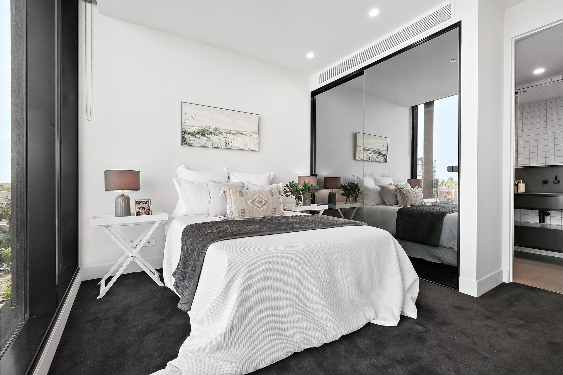 Property Gallery Thumbnail 2