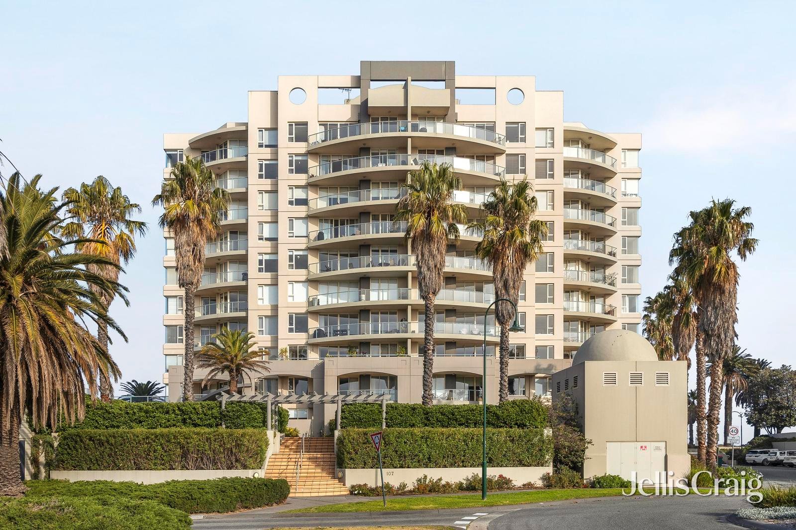 906/107 Beach Street, Port&nbsp;Melbourne image 3