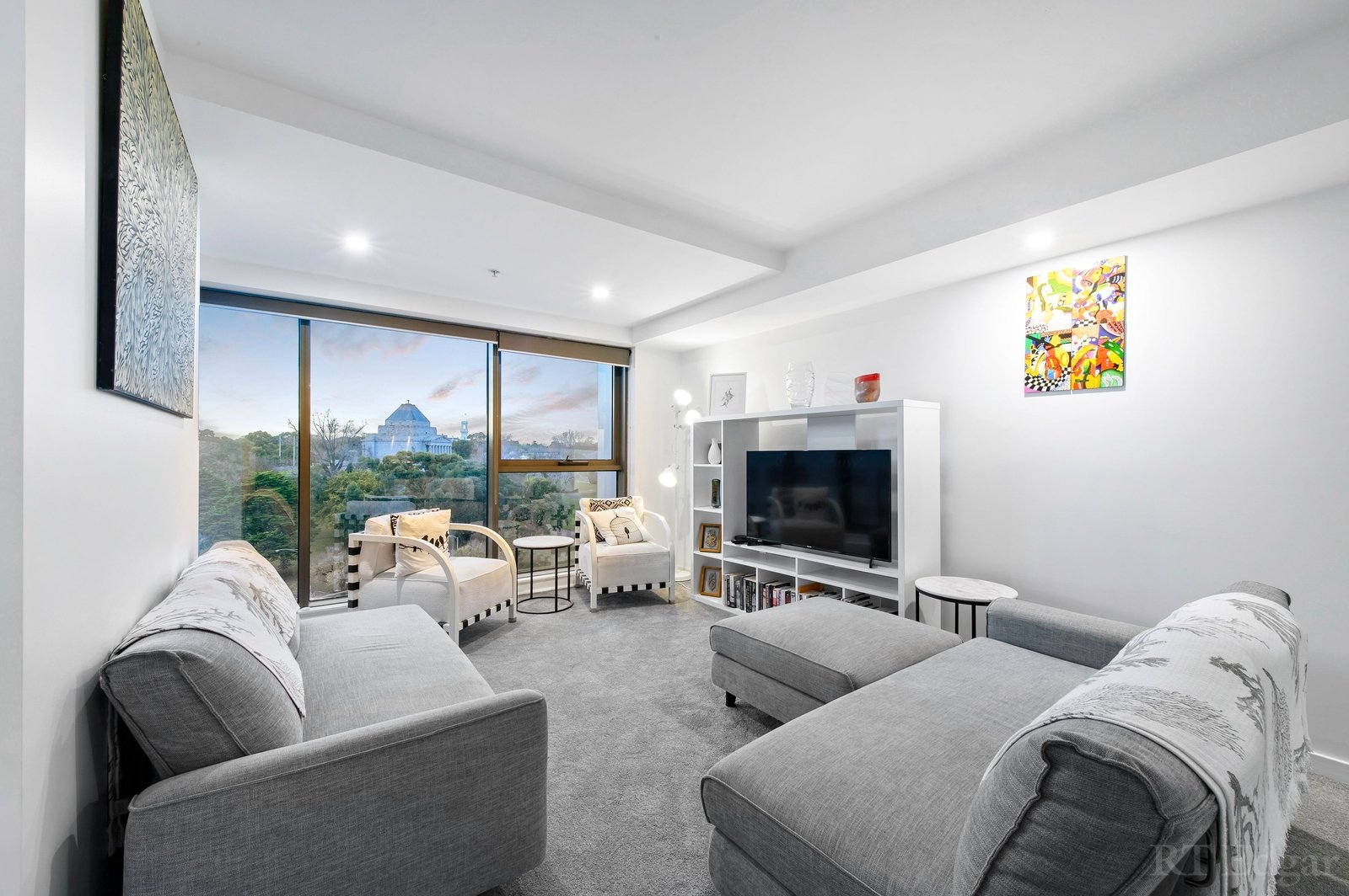 906/2-14 Albert Road, South Melbourne image 3