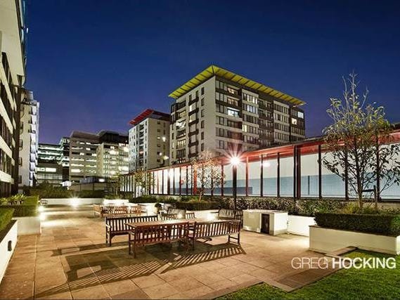 906/28 Bank Street, South Melbourne image 8