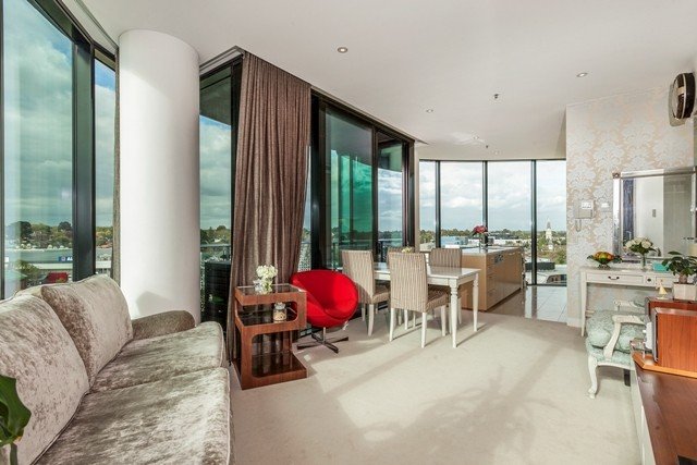 906/480 Riversdale Road, Hawthorn East image 2