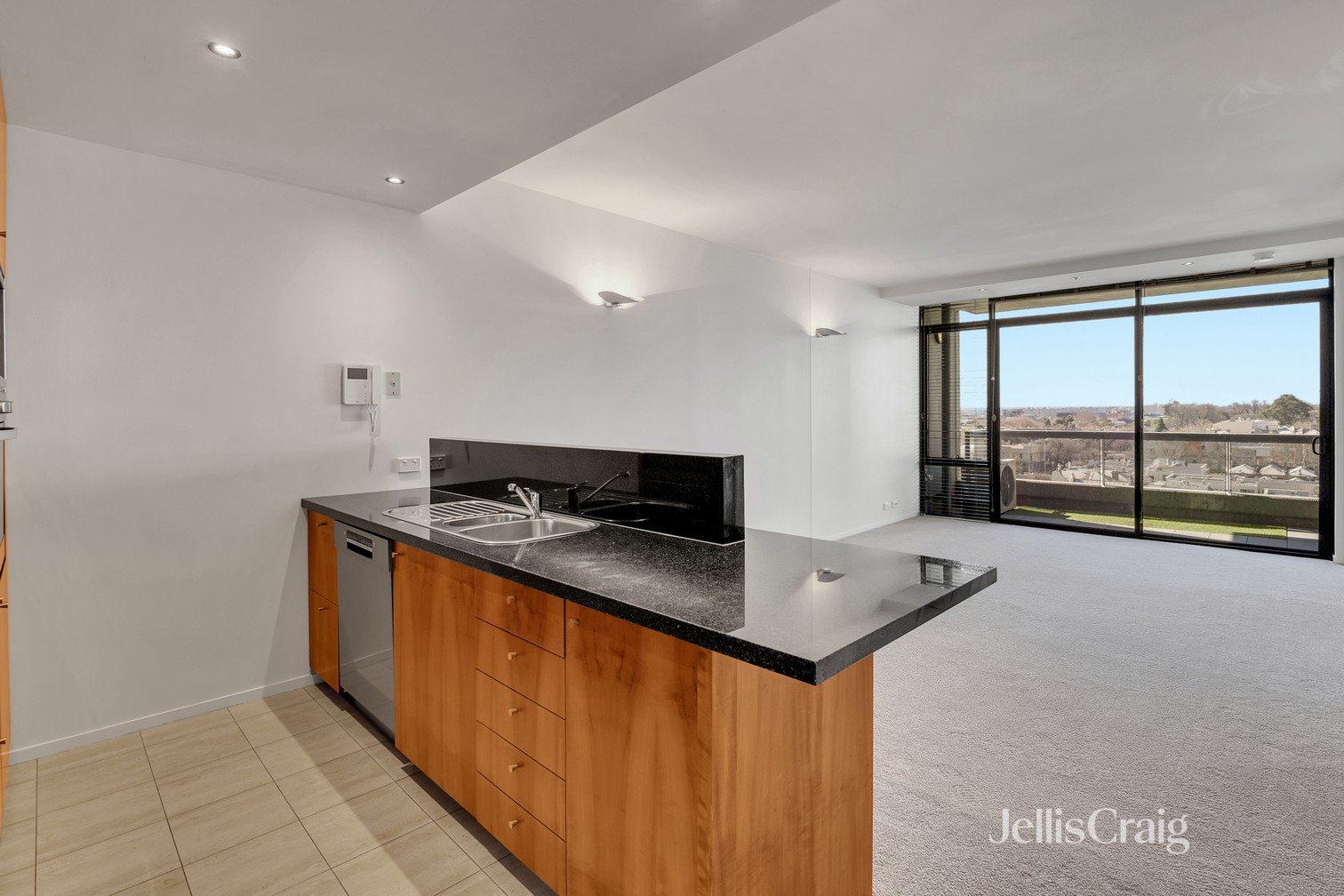 906/668 Swanston Street, Carlton image 3