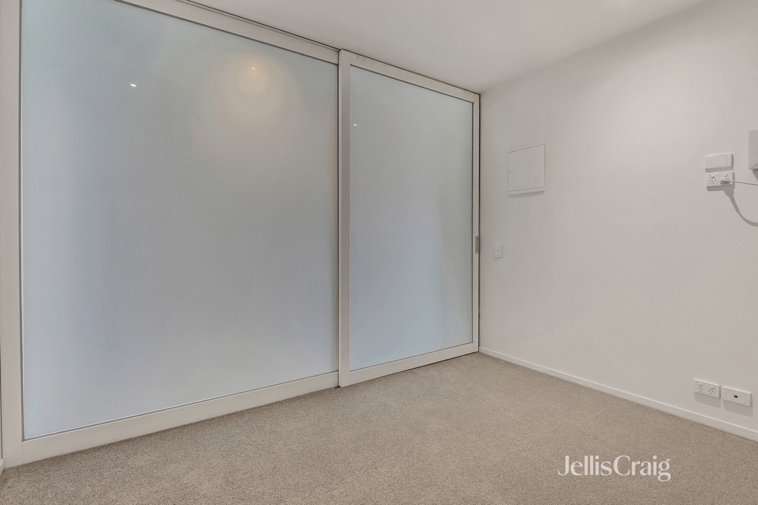906/668 Swanston Street, Carlton image 7