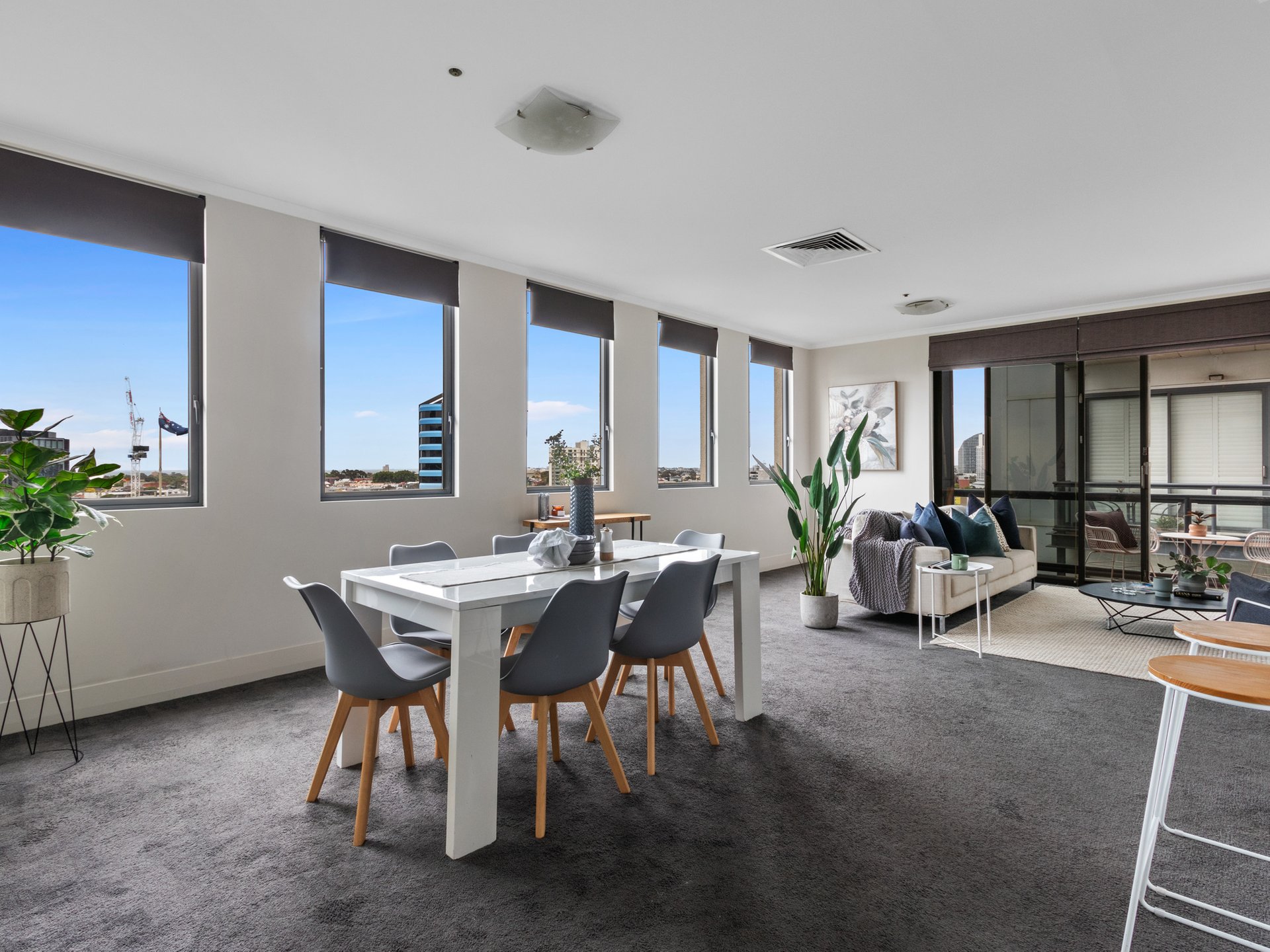 907/221 Sturt Street, Southbank image 2