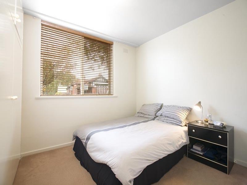 9/1 Bishop Street, Box Hill image 3