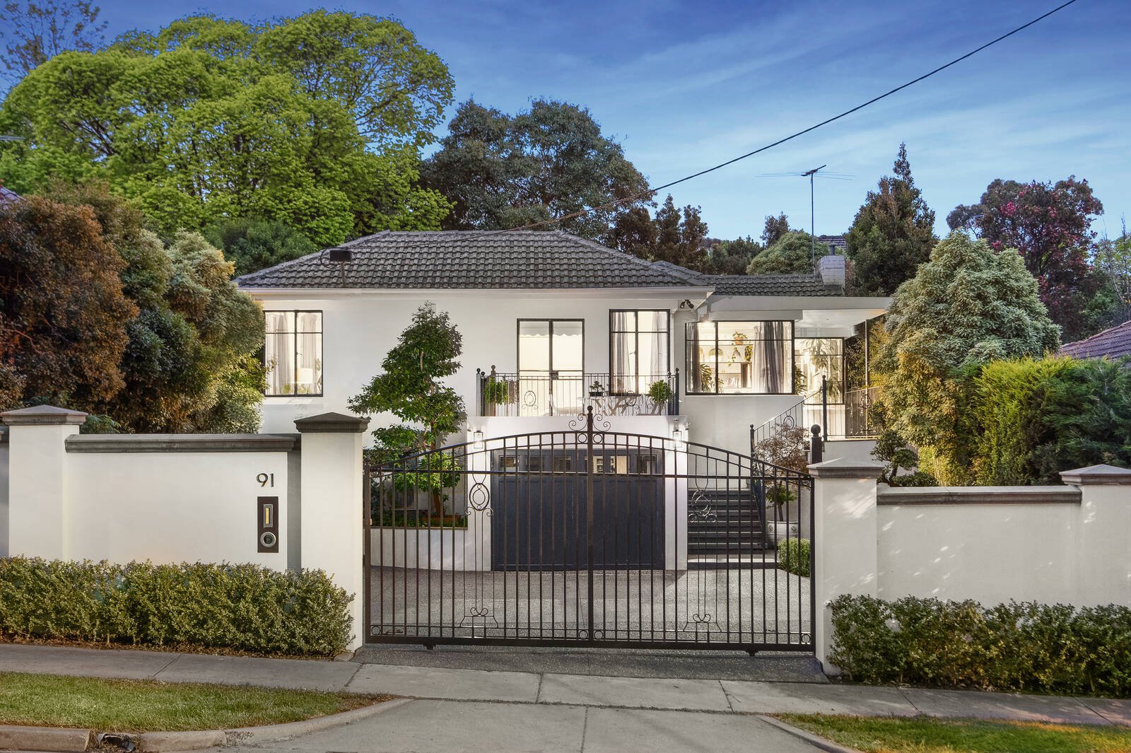 Property Gallery - Main Image