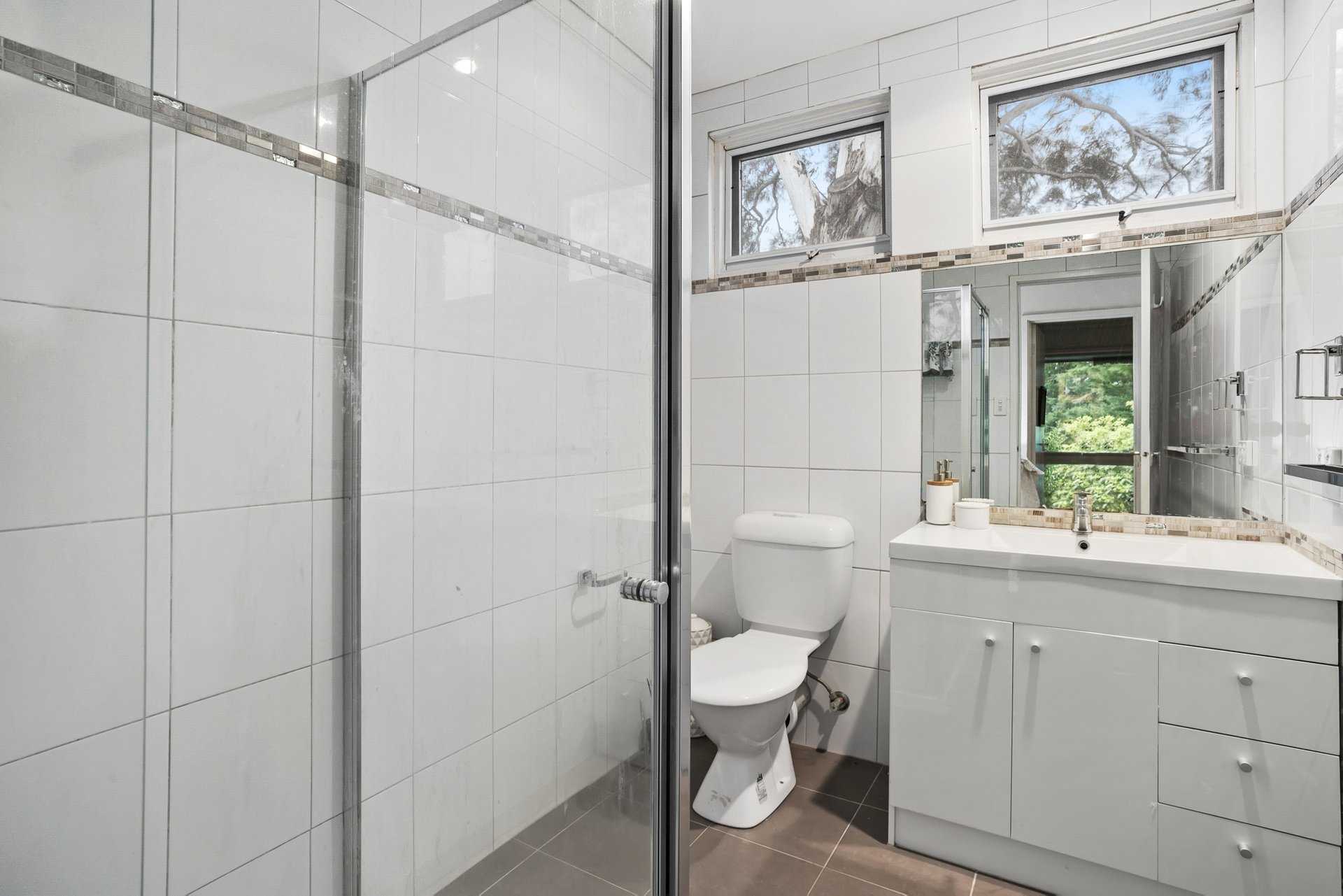 9/1 Holman Court, Breakwater image 5