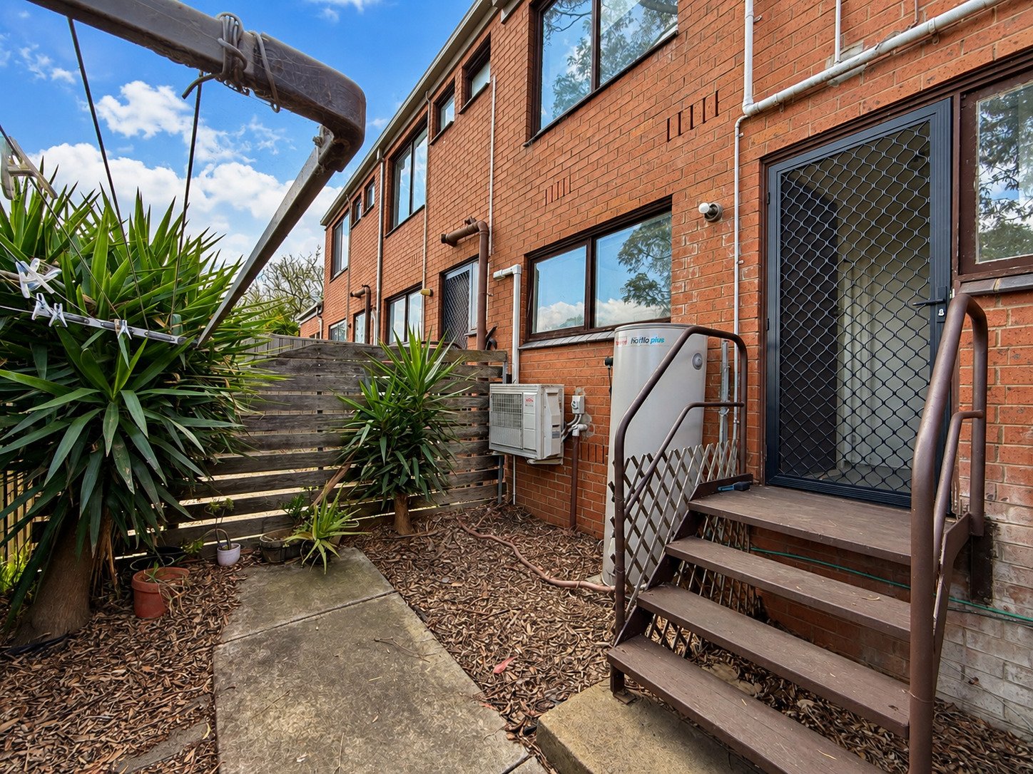 9/1 Holman Court, Breakwater image 9