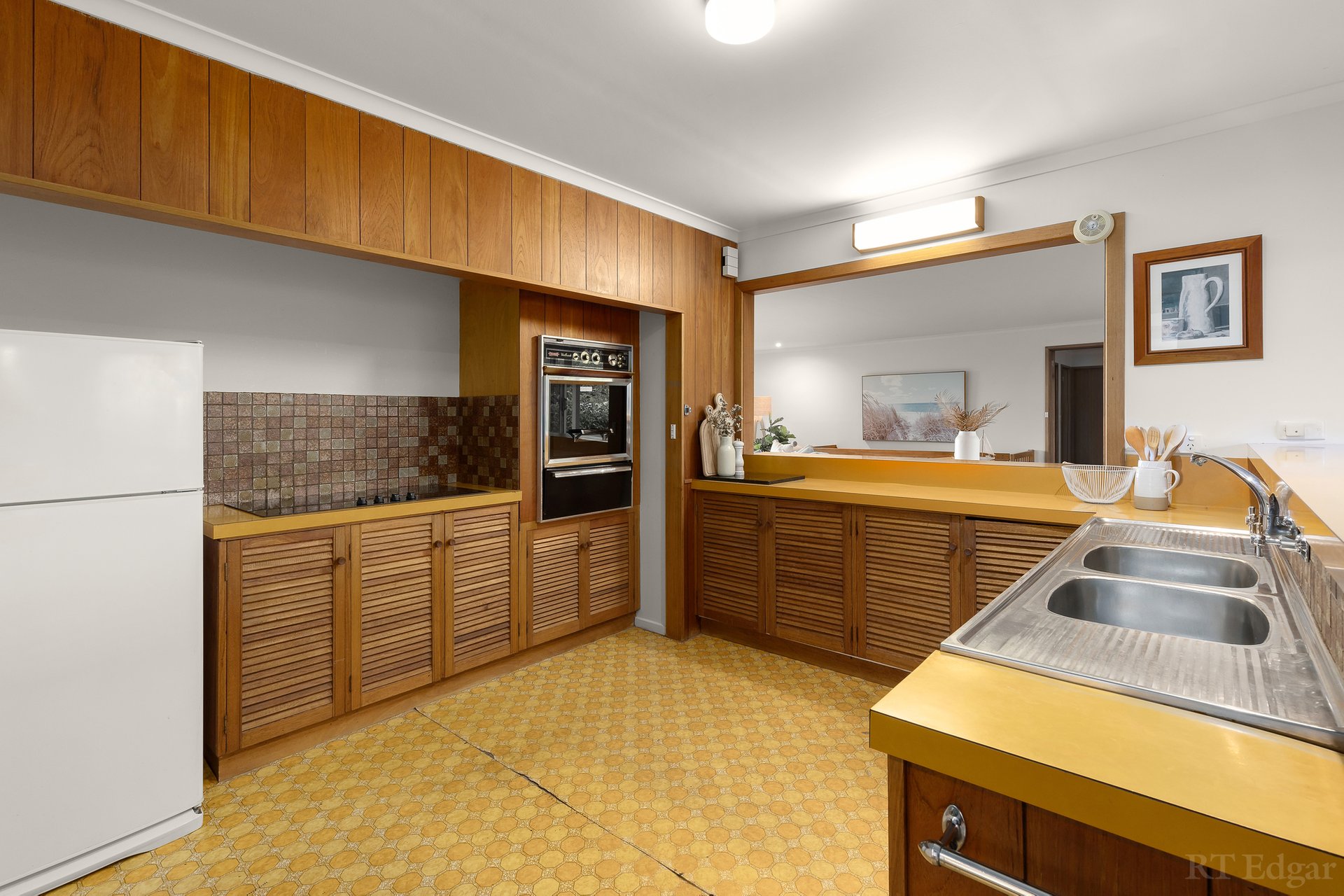 Property Gallery Thumbnail 6