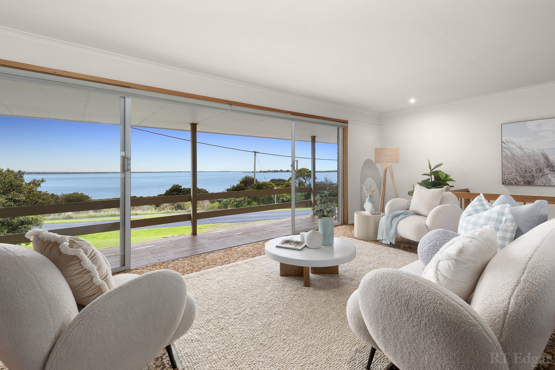 Property Gallery Thumbnail 8