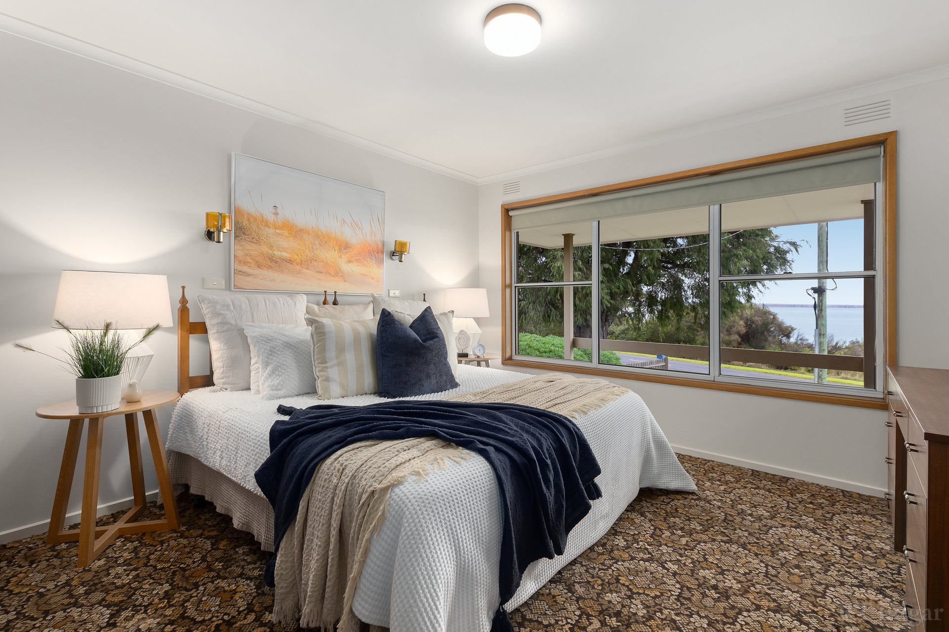 Property Gallery Thumbnail 11
