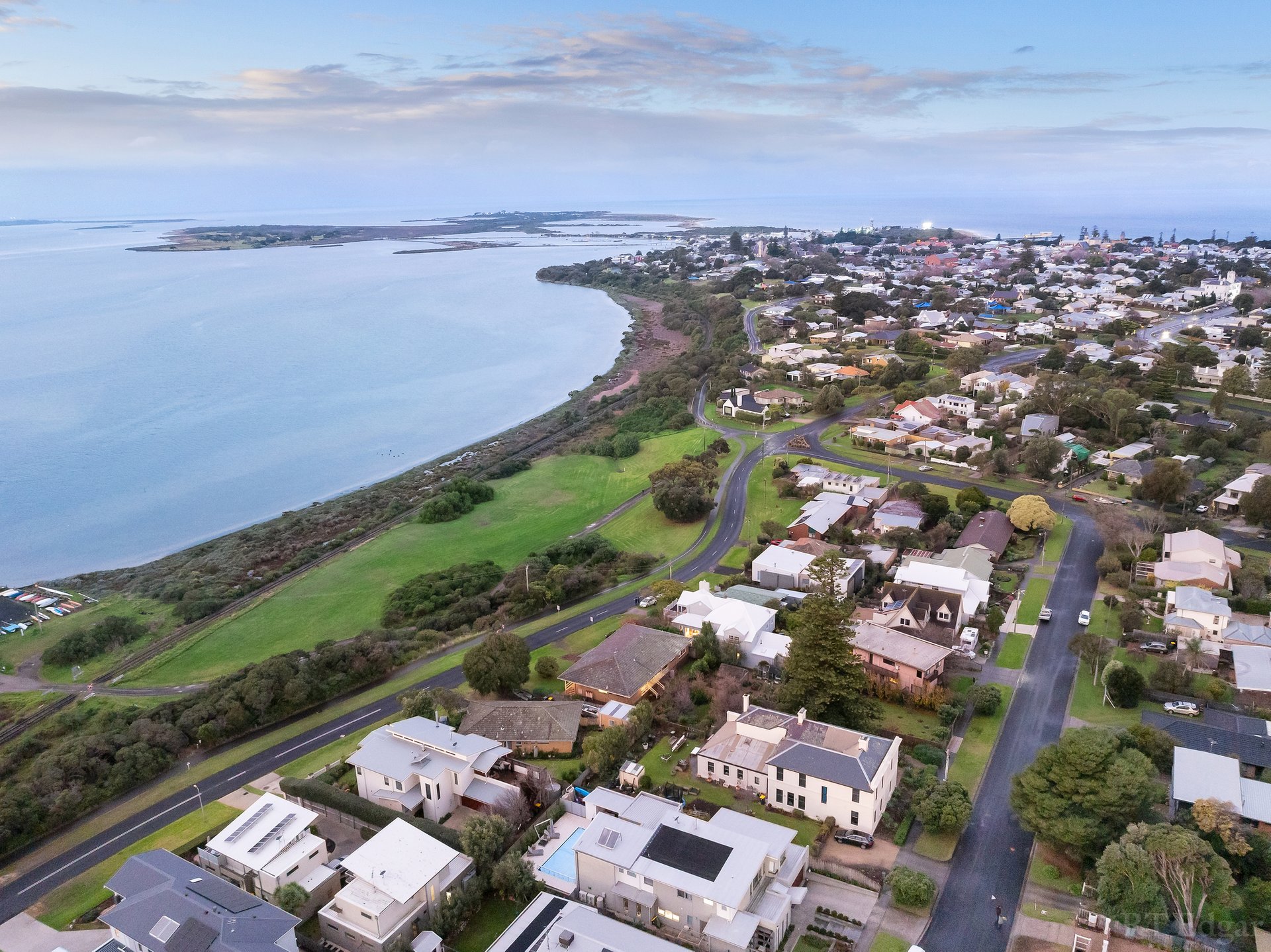 Property Gallery Thumbnail 16