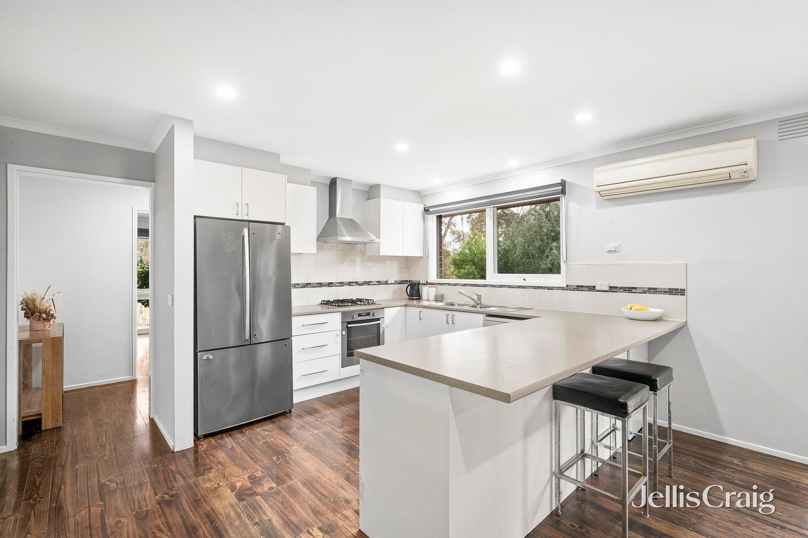 91 Lauriston Drive, Coldstream image 3