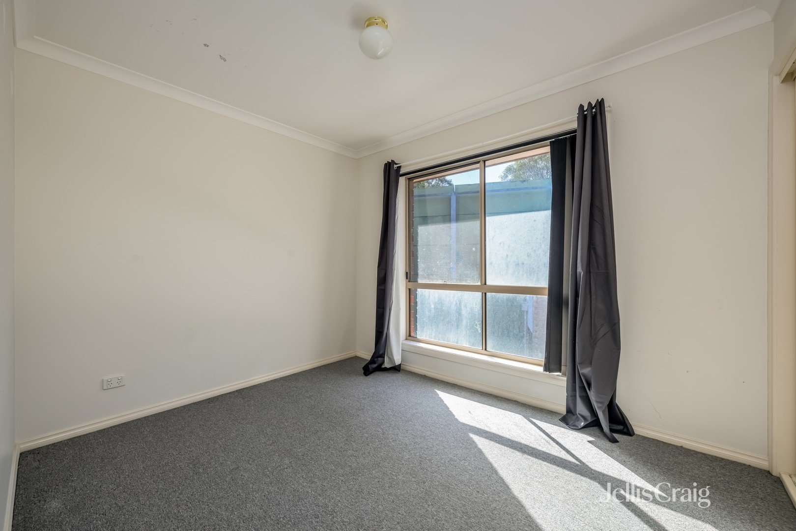 9/1 McColl Court, Brunswick West image 4