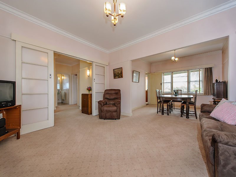 91 Nelson Road, Box Hill North image 3
