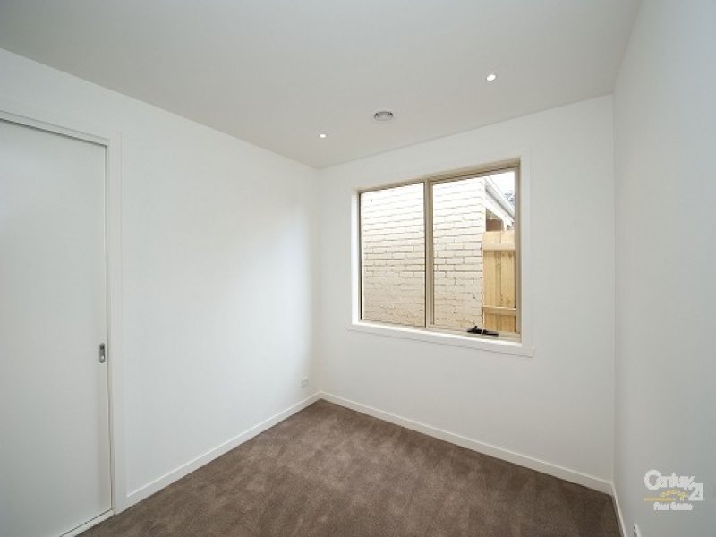 91 North Road, Newport image 4