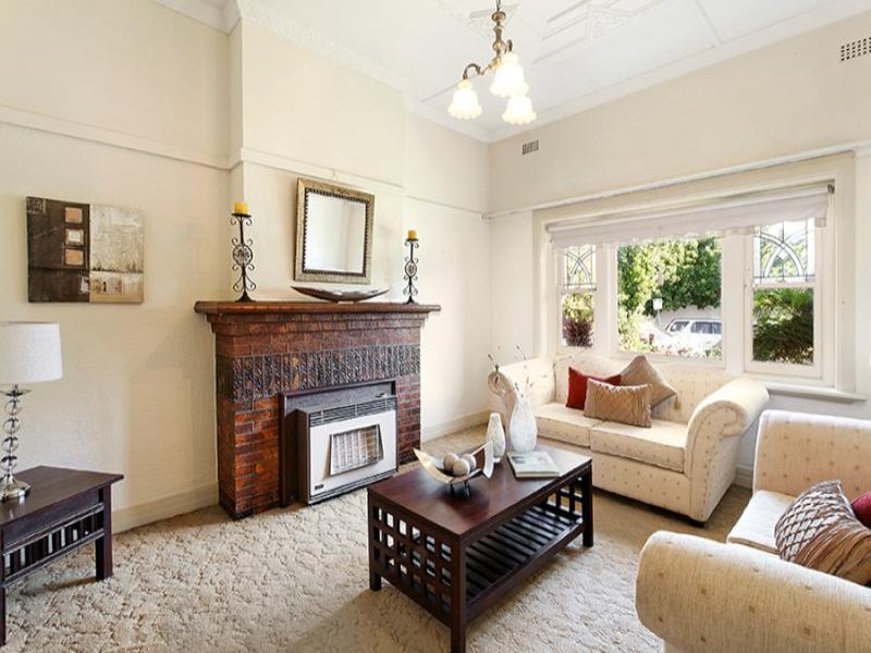 91 Oxley Road, Hawthorn image 2