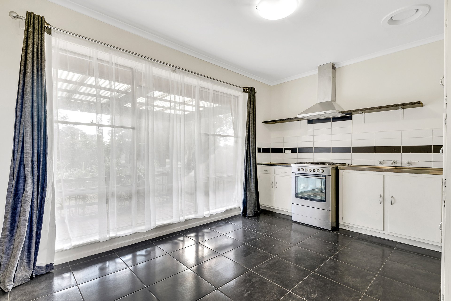 91 Purnell Road, Corio image 2
