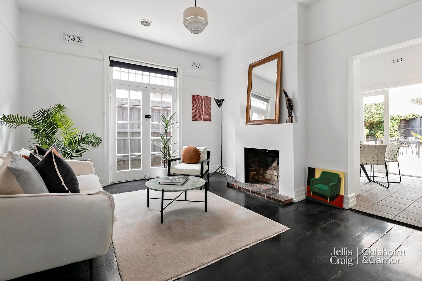 91 Spray Street, Elwood image 10